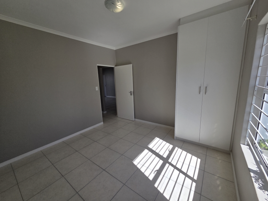 To Let 2 Bedroom Property for Rent in Olifantskop Western Cape